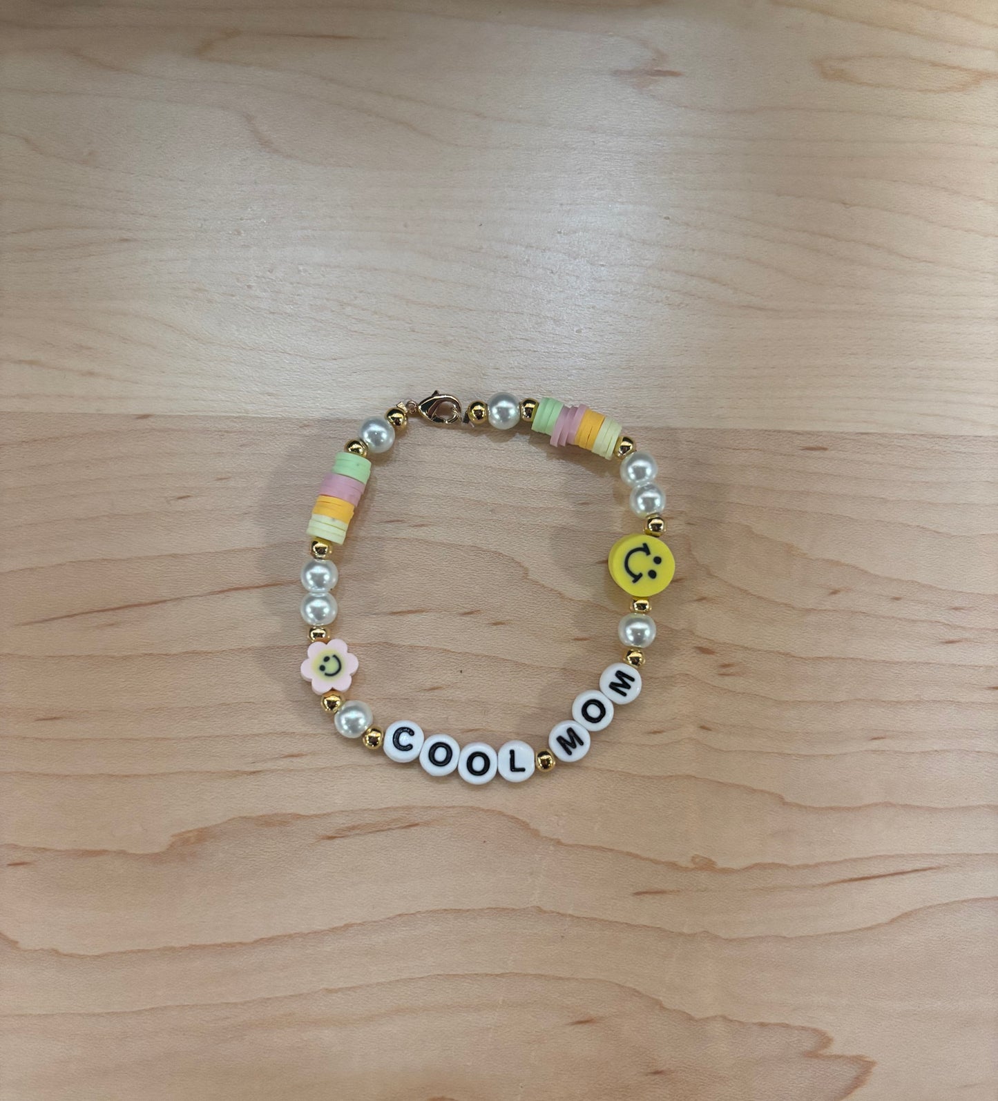 Au Naturale - Cool Mom Pearl Bead Bracelet