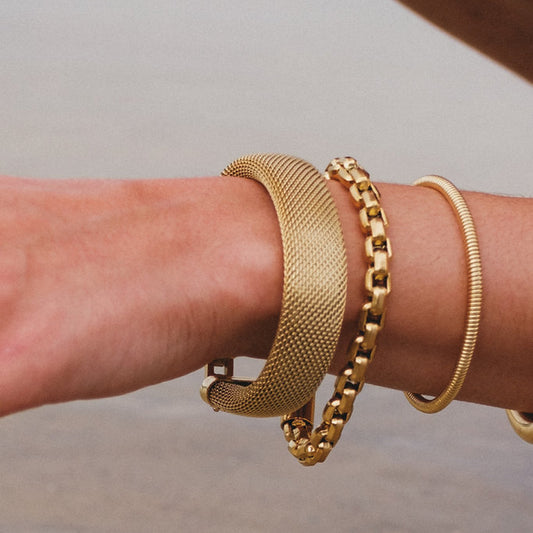 Au Naturale Jewelry - Chic Bangle Bracelet