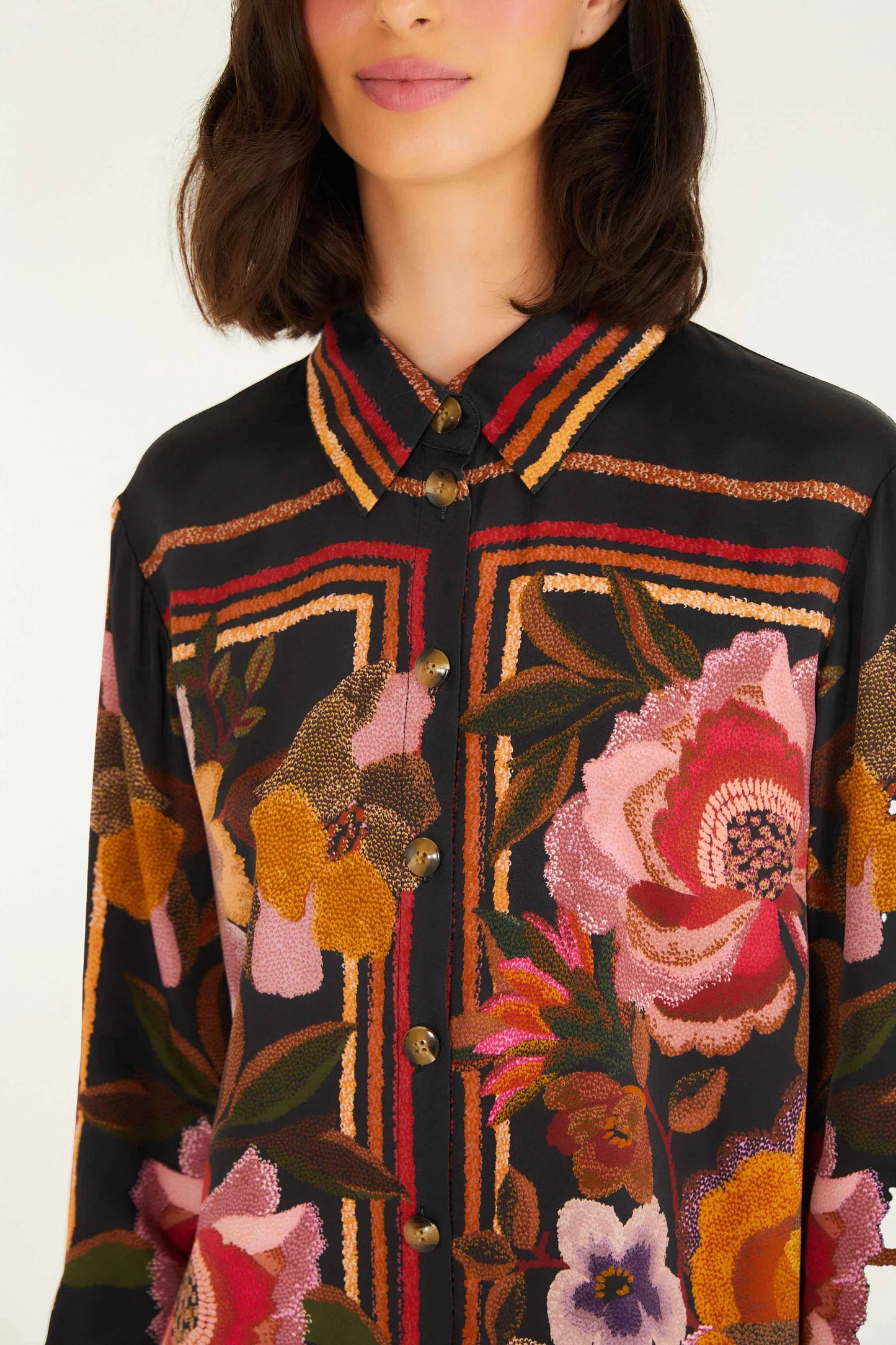 FARM Rio - Chenille Flowers Black Shirt