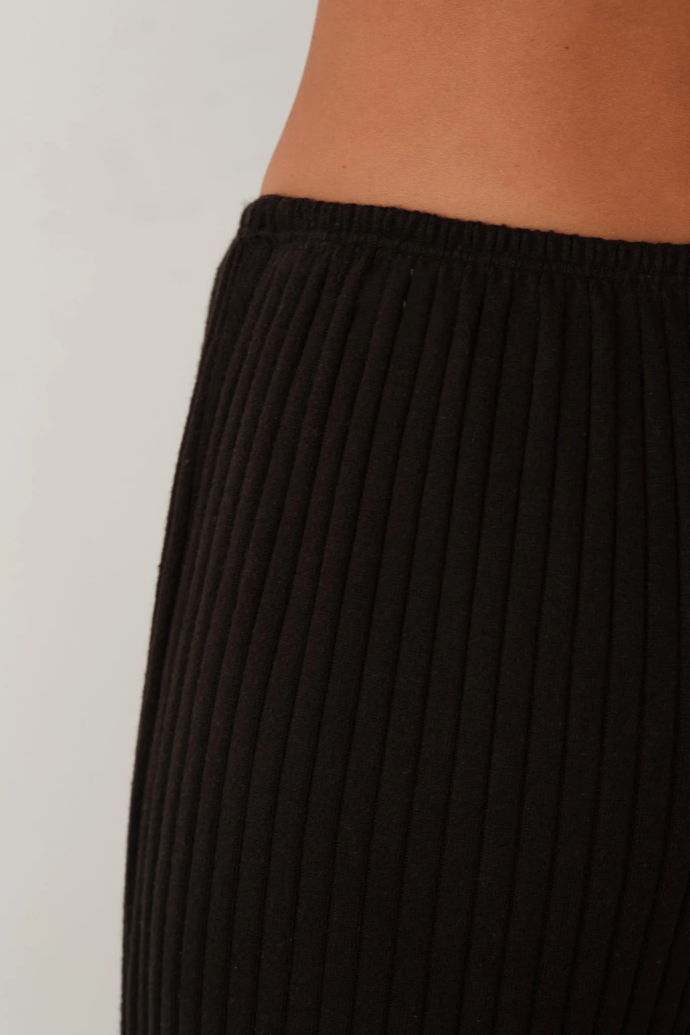 Donni - The Sweater Rib Simple Pant