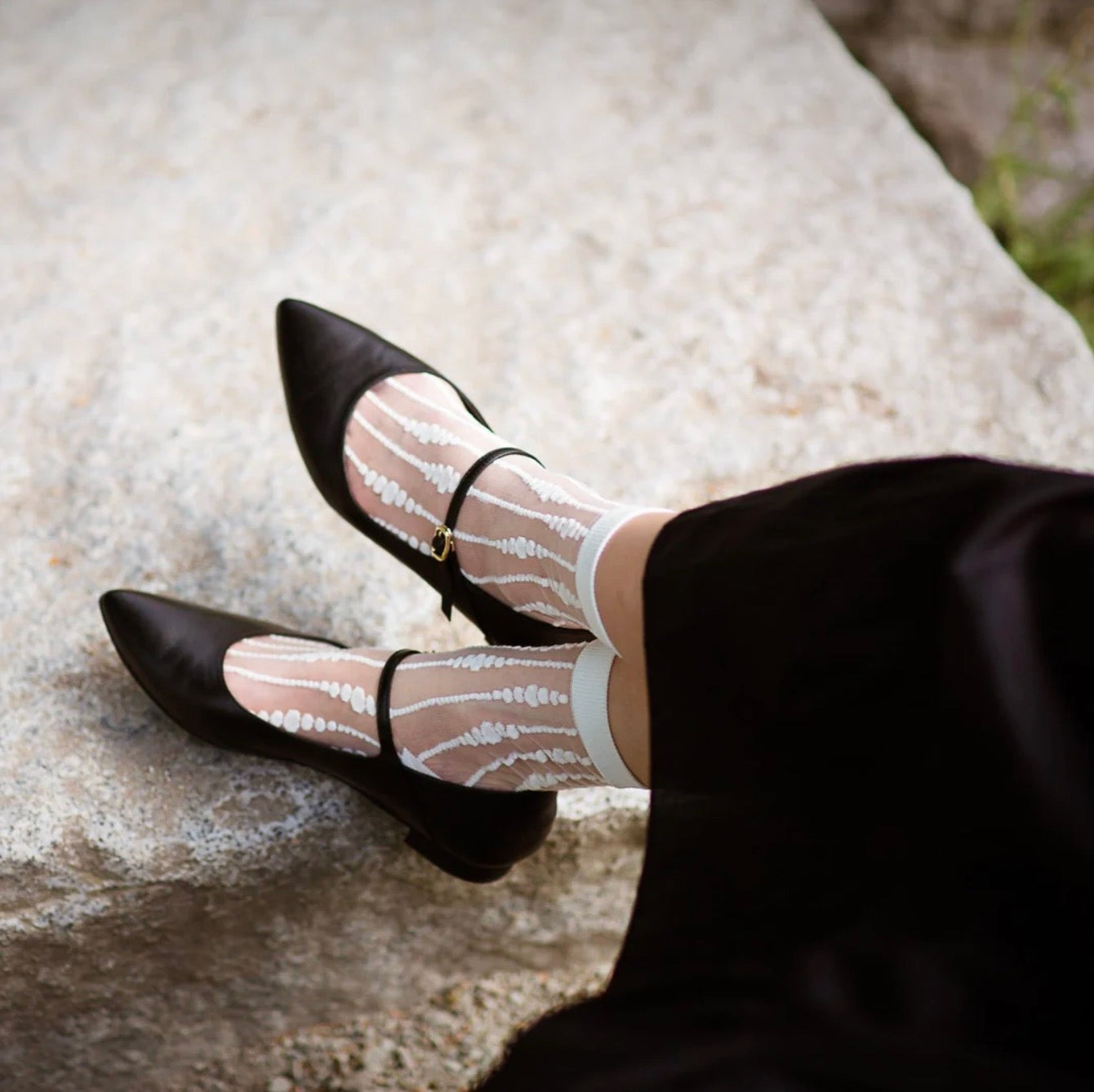 Unified - Sheer Bubble Socks - Ivory