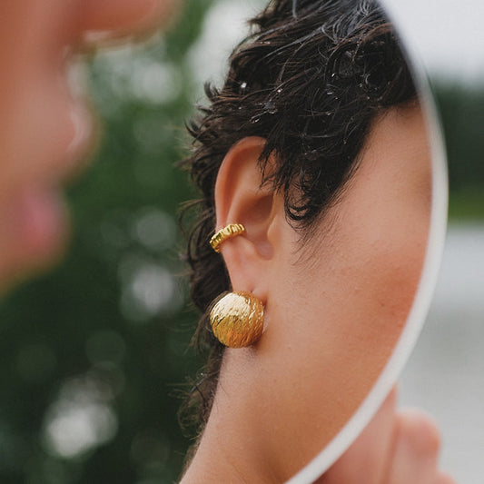 Au Naturale - Untitled Hoop Studs