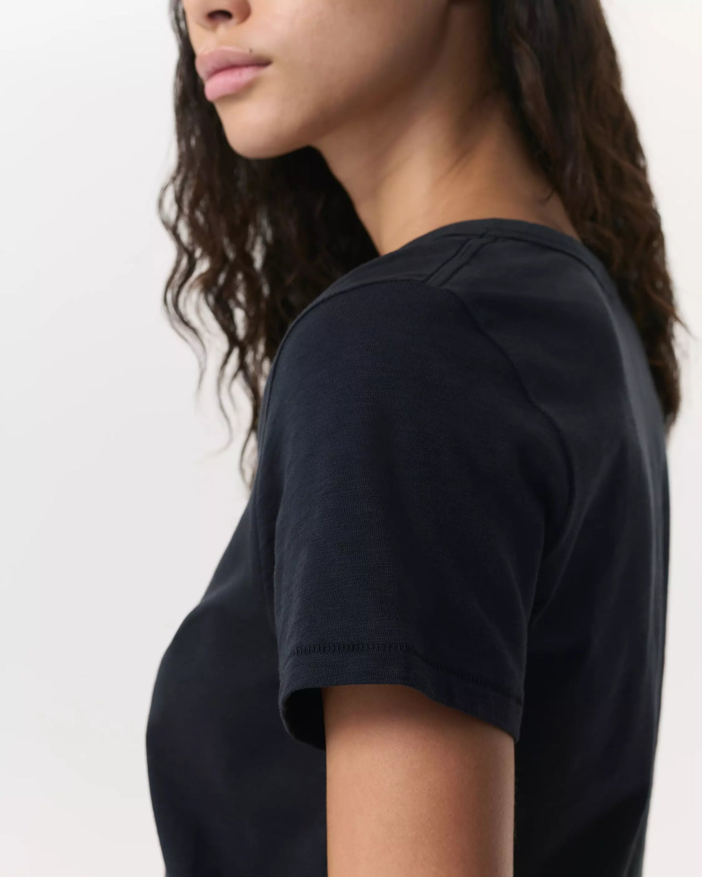 Rag & Bone - The Slub Vee - Black