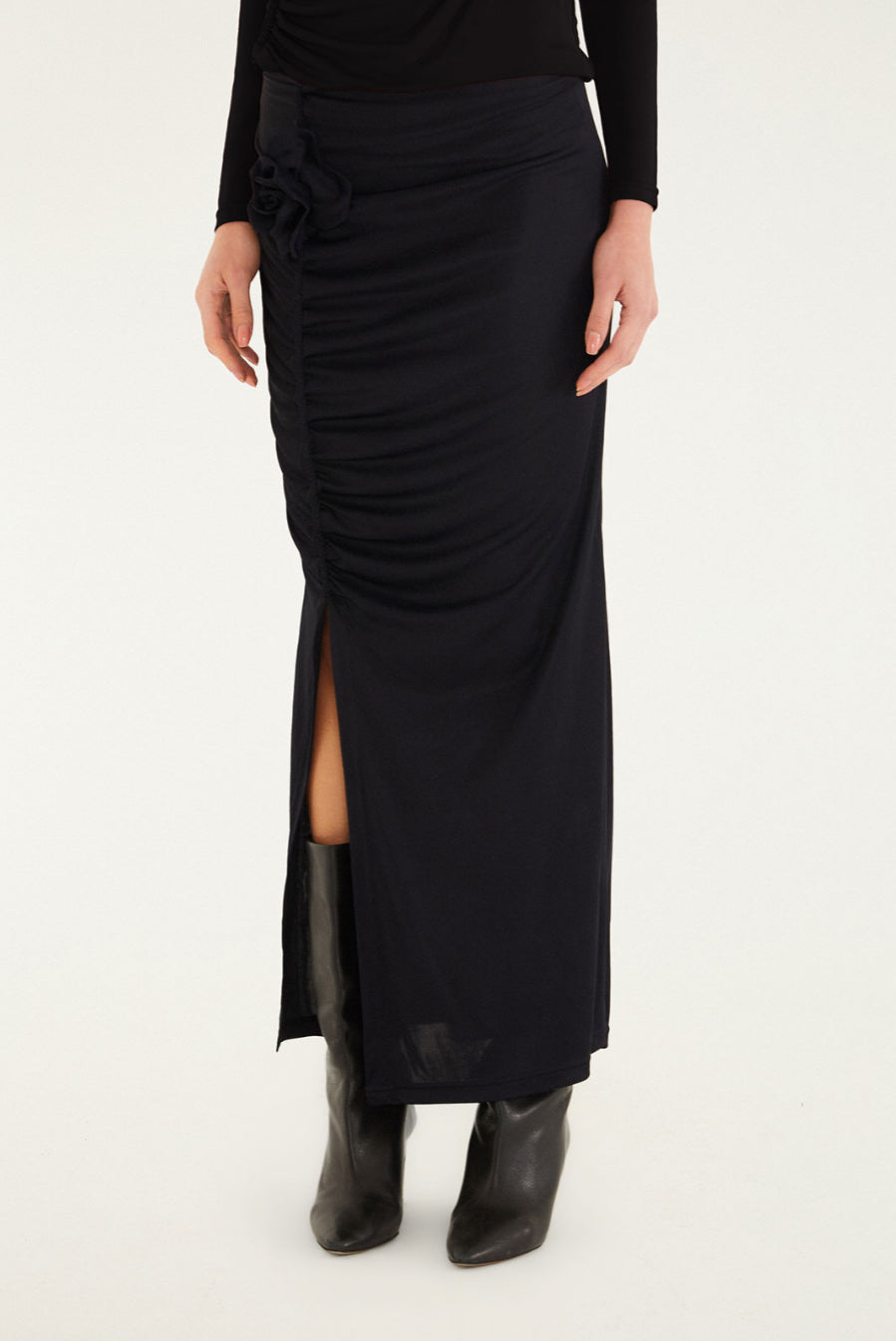 FARM Rio - Black Flower Midi Skirt