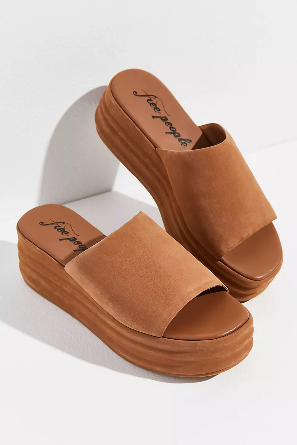 Free People - Harbor Flatform - Tan