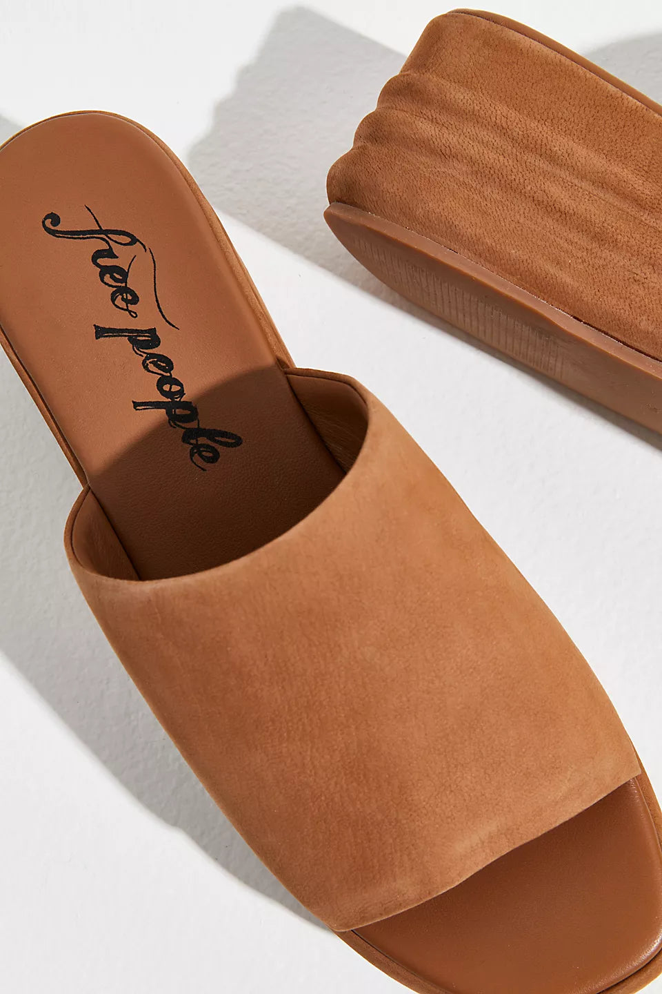 Free People - Harbor Flatform - Tan