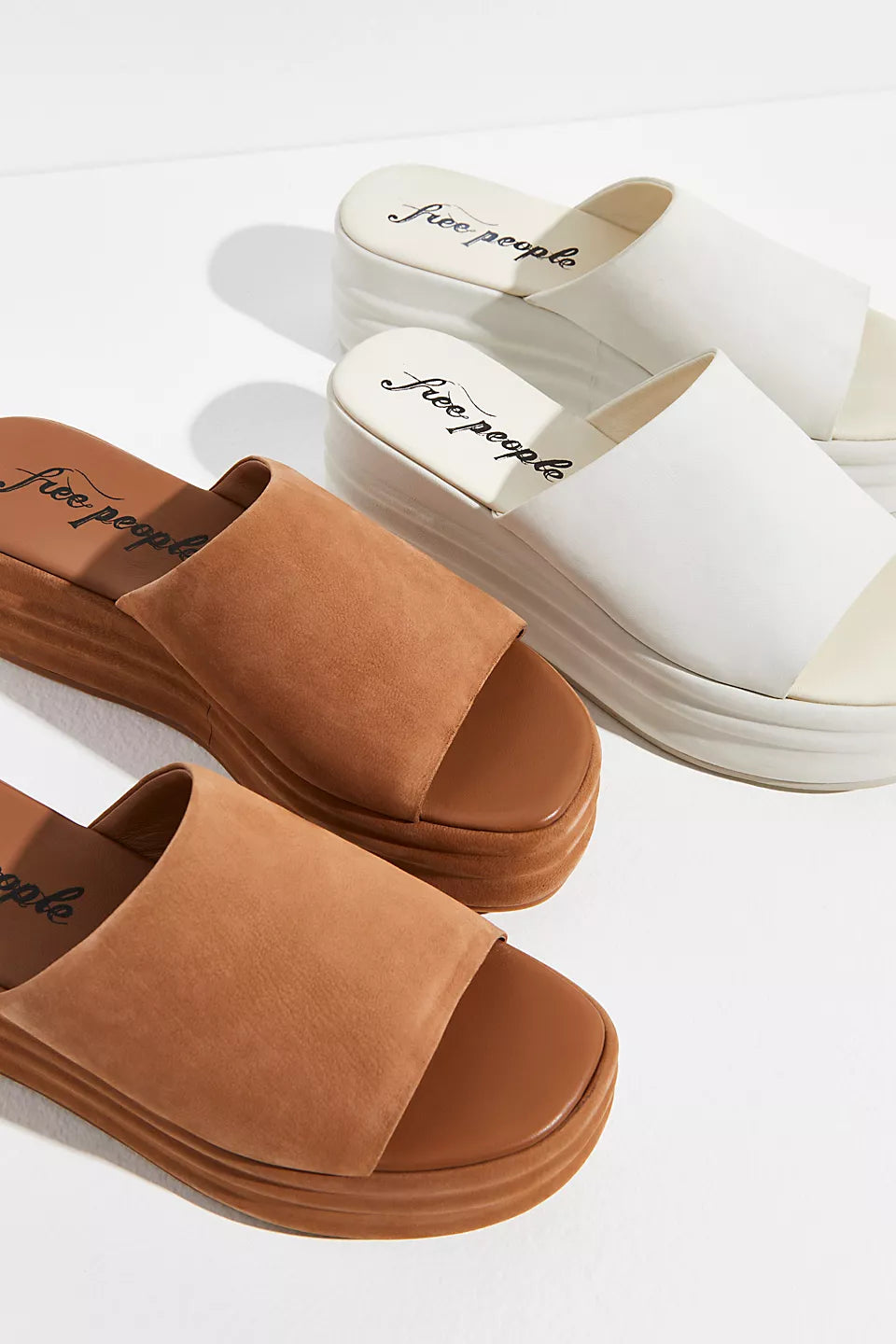 Free People - Harbor Flatform - Tan