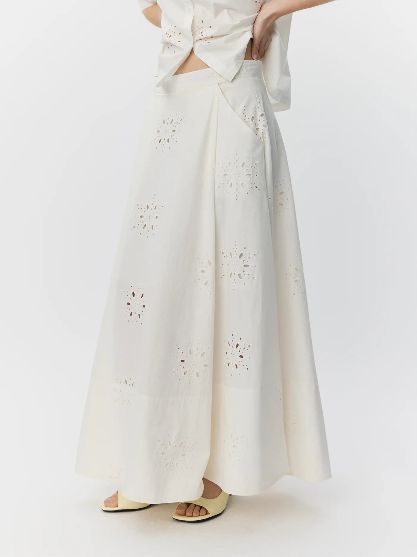 Sofie Schnoor - Noorsw Broderie Anglaise Skirt