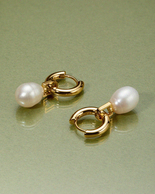LUV AJ - White Pearl Amalfi Huggies