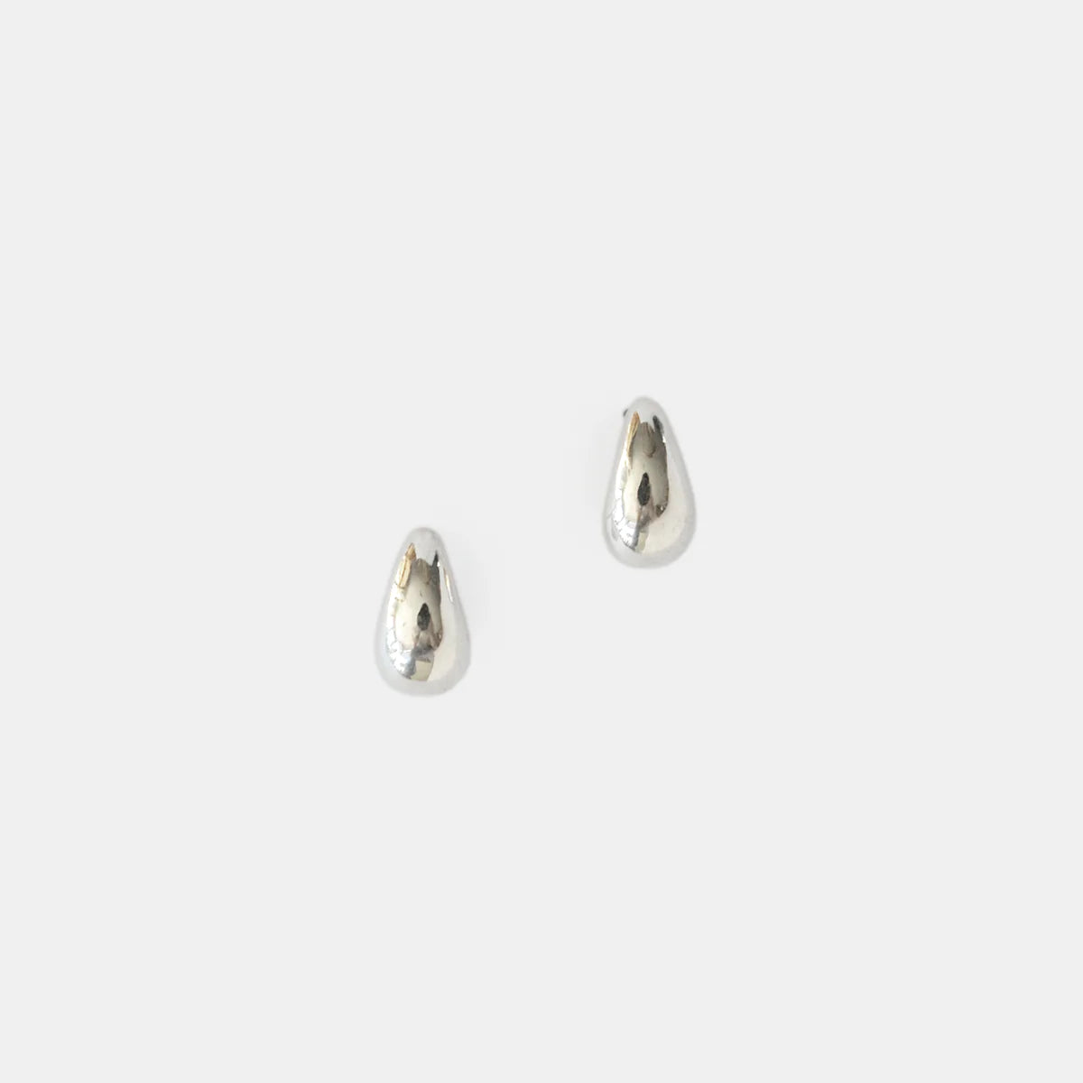 Deux Lions - Mini Moondrop Earrings